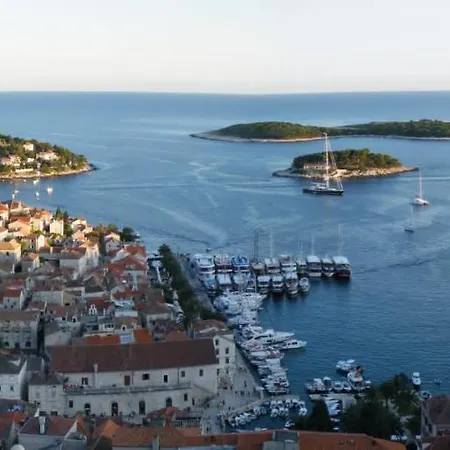 Feelhvar Along Bluelagoon Beach Hvar Town Exterior foto
