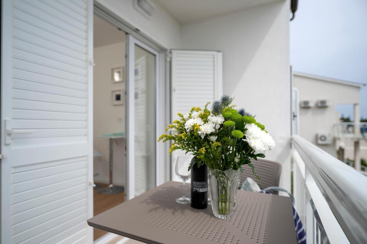 Apartment Feelhvar Along Bluelagoon