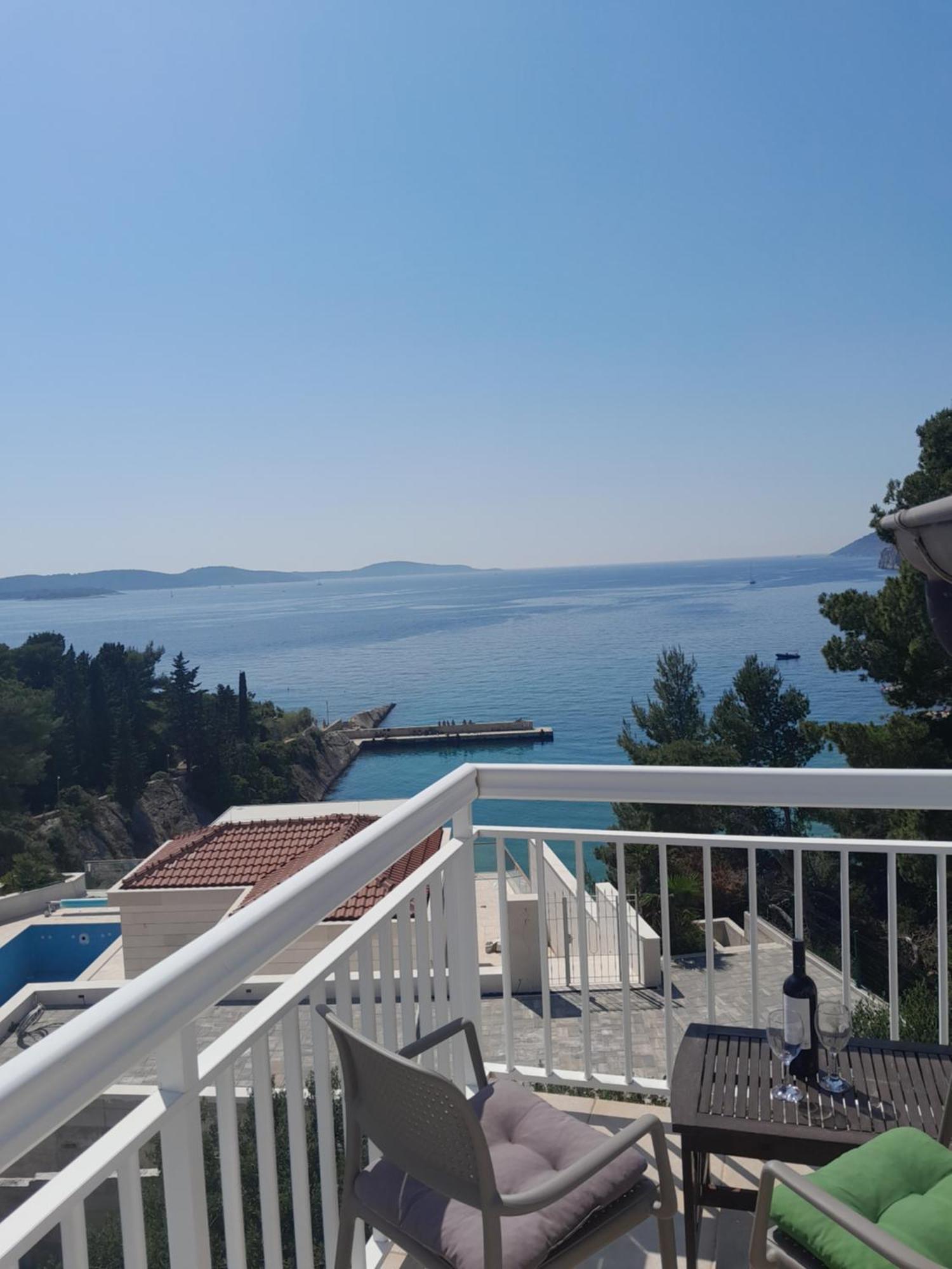 Apartment Feelhvar Along Bluelagoon