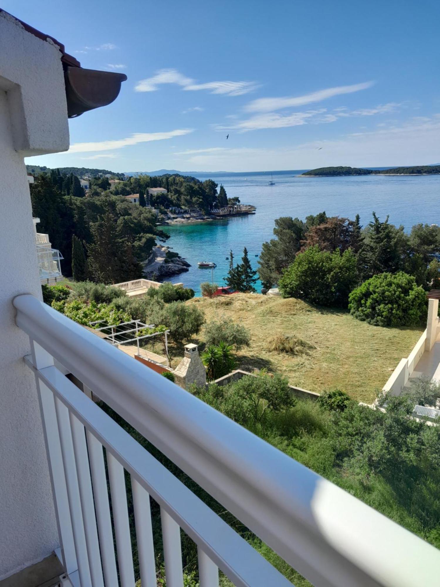 Feelhvar Along Bluelagoon Apartment